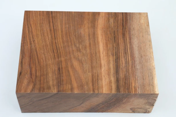 Orzech włoski fala Walnut Flame drewno do toczenia kantówka wood for turning Timber