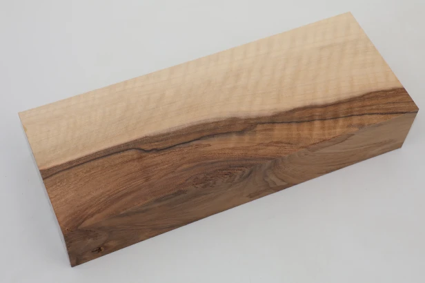 Orzech włoski fala Walnut Flame drewno do toczenia kantówka wood for turning Timber