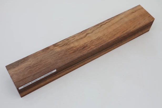 Orzech włoski fala Walnut Flame drewno do toczenia kantówka wood for turning Timber