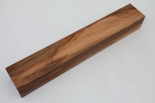 Orzech włoski fala Walnut Flame drewno do toczenia kantówka wood for turning Timber