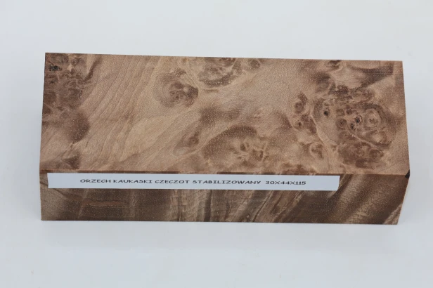 Orzech Kaukaski czeczot Caucasian Walnut Burl stabilizowane drewno na biżuterię stabilized wood for jewelry