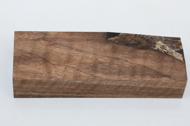 Orzech włoski fala Flame Walnut Wood stabilizowane drewno na biżuterię stabilized wood for jewelry