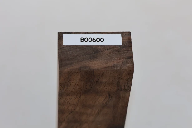 Orzech włoski fala Flame Walnut Wood stabilizowane drewno na biżuterię stabilized wood for jewelry