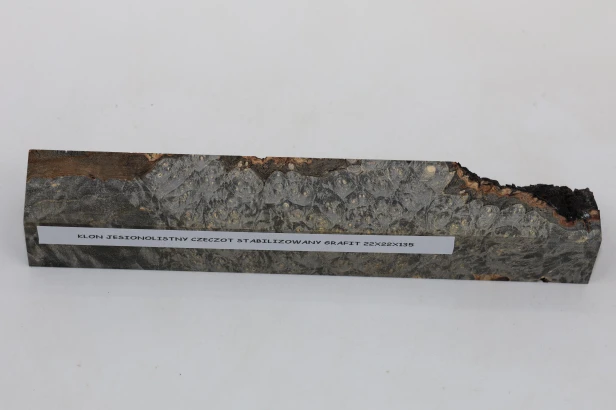 Klon jesionolistny czeczot grafit Ash-leaf Maple Burl Graphite stabilizowane drewno na biżuterię stabilized wood for jewelry