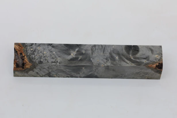 Klon jesionolistny czeczot grafit Ash-leaf Maple Burl Graphite stabilizowane drewno na biżuterię stabilized wood for jewelry
