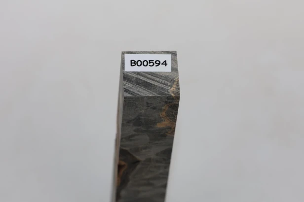 Klon jesionolistny czeczot grafit Ash-leaf Maple Burl Graphite stabilizowane drewno na biżuterię stabilized wood for jewelry