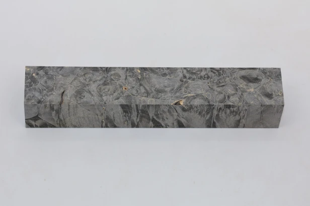 Klon jesionolistny czeczot grafit Ash-leaf Maple Burl Graphite stabilizowane drewno na długopis stabilized wood for pen blank
