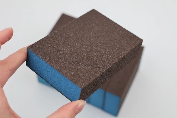 Gąbka ścierna kostka szlifierska czterostronny BLOK POLERSKI 69x98x26 mm Blue Power P80