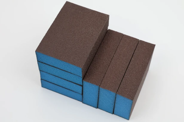 Gąbka ścierna kostka szlifierska czterostronny BLOK POLERSKI 69x98x26 mm Blue Power P100