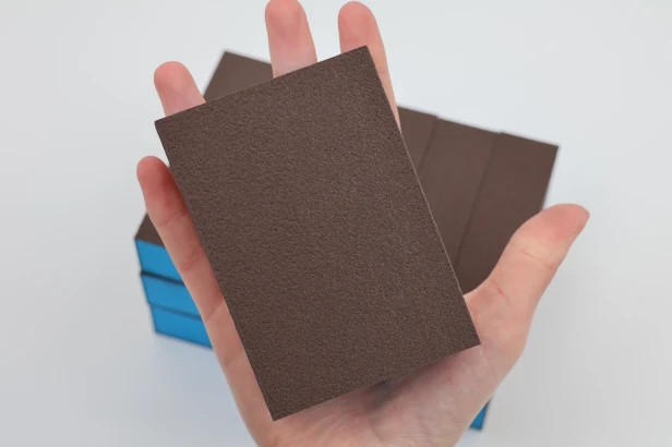 Gąbka ścierna kostka szlifierska czterostronny BLOK POLERSKI 69x98x26 mm Blue Power P220