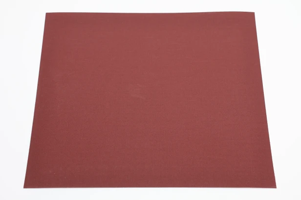 Płótno ścierne w arkuszach formatka prostokątna do polerowania drewna PST HAND PAD 240x280 mm P320
