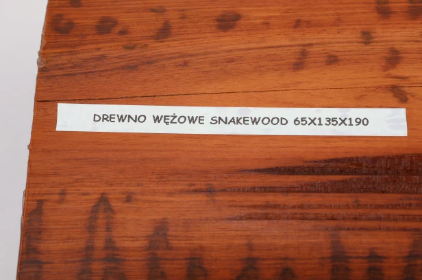 Drewno wężowe Snakewood