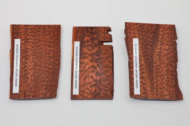 Drewno wężowe Snakewood drewno na biżuterię wood for jewelry
