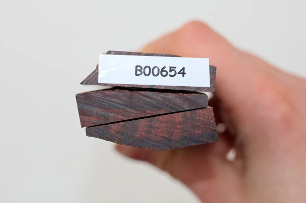Drewno wężowe Snakewood drewno na biżuterię wood for jewelry