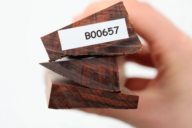 Drewno wężowe Snakewood drewno na biżuterię wood for jewelry