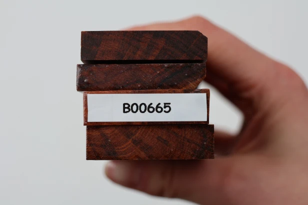 Drewno wężowe Snakewood drewno na biżuterię wood for jewelry