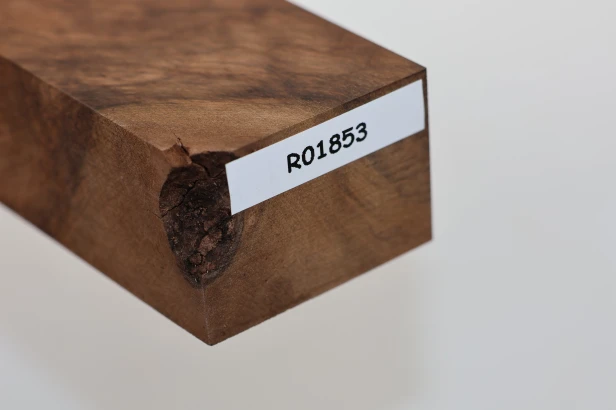 Orzech Kaukaski Caucasian Walnut drewno na rękojeść noża wood for knife