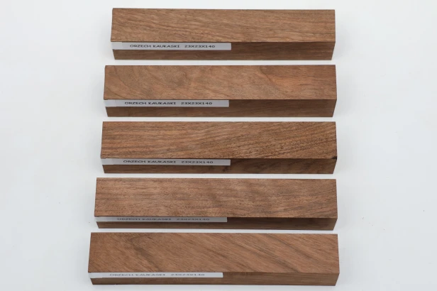 Orzech Kaukaski Caucasian Walnut drewno do toczenia na długopis wood for pen blank