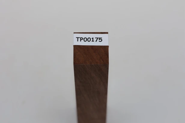 Orzech Kaukaski Caucasian Walnut drewno do toczenia na długopis wood for pen blank