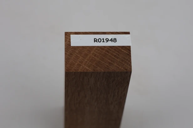 Dąb ostrolistny korkowy Holm Mediterranean Oak Cork drewno na rękojeść noża wood for knife