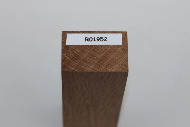 Dąb ostrolistny korkowy Holm Mediterranean Oak Cork drewno na rękojeść noża wood for knife