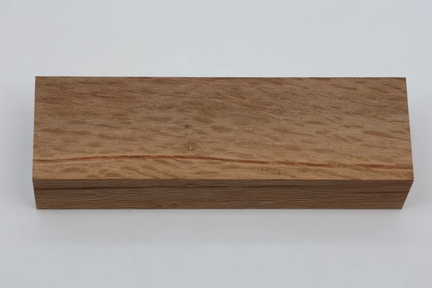 Dąb ostrolistny korkowy Holm Mediterranean Oak Cork drewno na rękojeść noża wood for knife