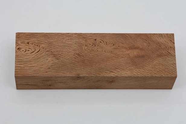 Dąb ostrolistny korkowy Holm Mediterranean Oak Cork drewno na rękojeść noża wood for knife