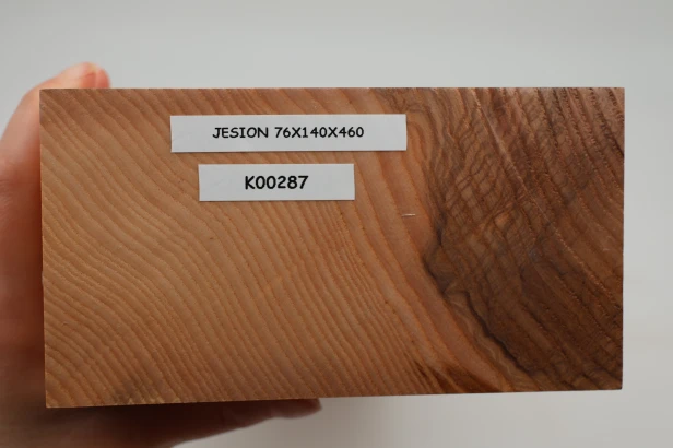 Jesion Ash drewno do toczenia kantówka wood for turning Timber