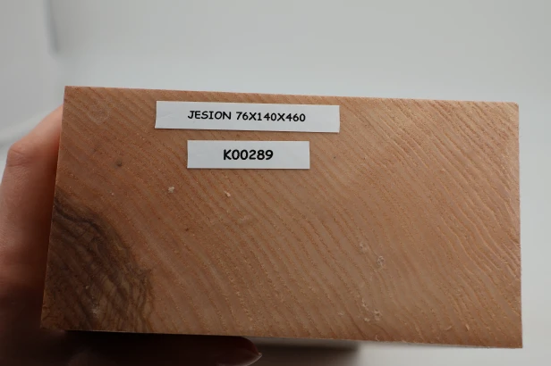 Jesion Ash drewno do toczenia kantówka wood for turning Timber