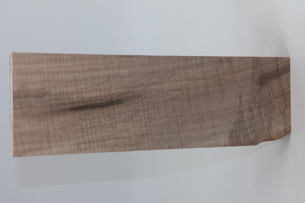 Klon fala Maple Flame drewno do toczenia kantówka wood for turning Timber