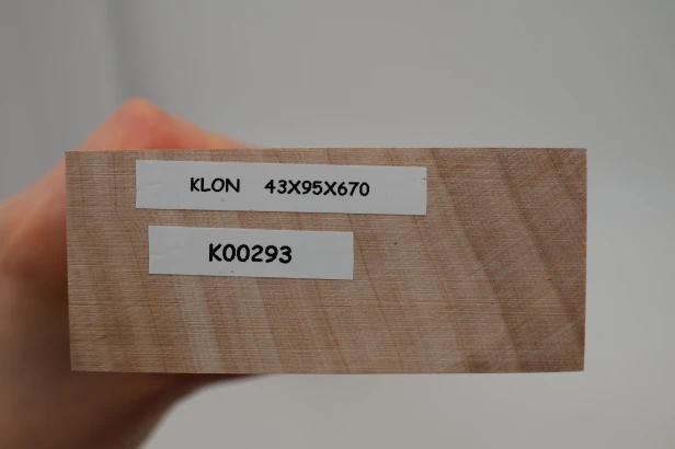 Klon Maple drewno do toczenia kantówka wood for turning Timber