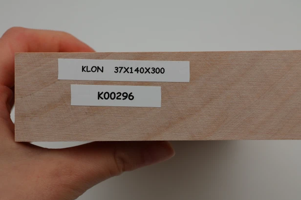 Klon Maple drewno do toczenia kantówka wood for turning Timber