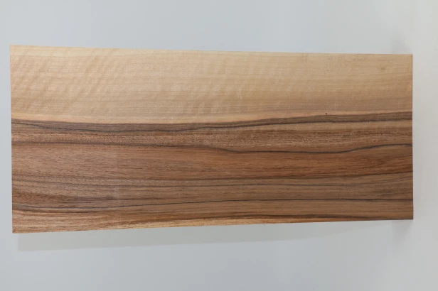 Orzech włoski fala Walnut Flame drewno do toczenia kantówka wood for turning Timber