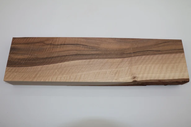 Orzech włoski fala Walnut Flame drewno do toczenia kantówka wood for turning Timber