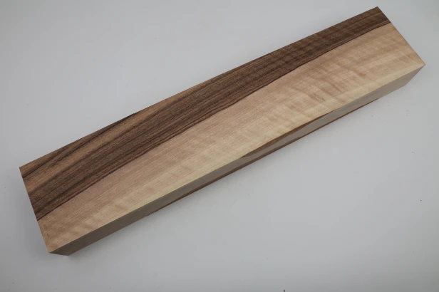 Orzech włoski fala Walnut Flame drewno do toczenia kantówka wood for turning Timber