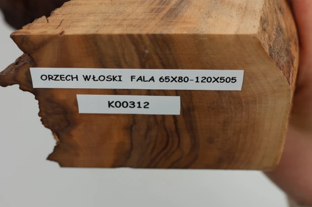 Orzech włoski fala Walnut Flame drewno do toczenia kantówka wood for turning Timber