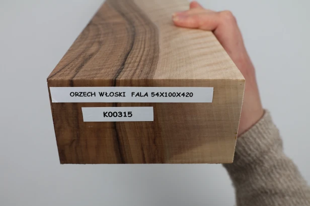 Orzech włoski fala Walnut Flame drewno do toczenia kantówka wood for turning Timber