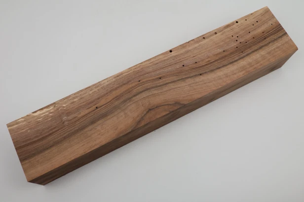 Orzech włoski fala Walnut Flame drewno do toczenia kantówka wood for turning Timber