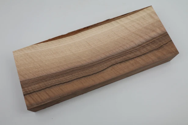 Orzech włoski fala Walnut Flame drewno do toczenia kantówka wood for turning Timber