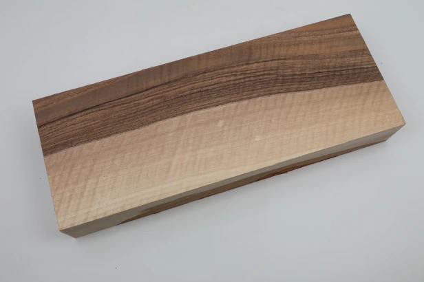 Orzech włoski fala Walnut Flame drewno do toczenia kantówka wood for turning Timber
