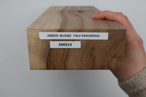 Orzech włoski fala Walnut Flame drewno do toczenia kantówka wood for turning Timber