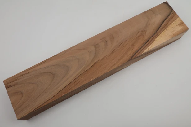 Orzech włoski Walnut drewno do toczenia kantówka wood for turning Timber