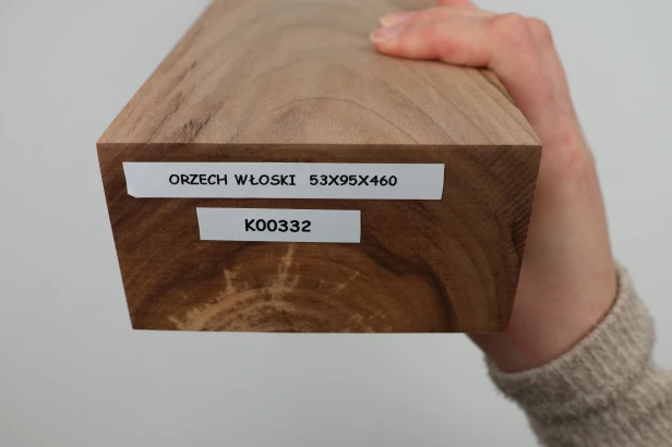 Orzech włoski Walnut drewno do toczenia kantówka wood for turning Timber