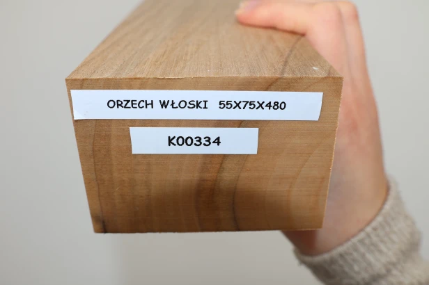 Orzech włoski Walnut drewno do toczenia kantówka wood for turning Timber