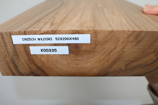 Orzech włoski Walnut drewno do toczenia kantówka wood for turning Timber