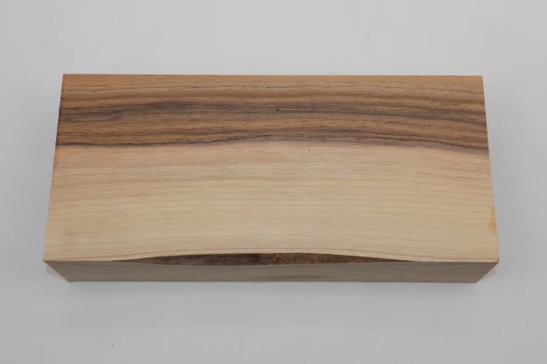 Orzech włoski Walnut drewno do toczenia kantówka wood for turning Timber