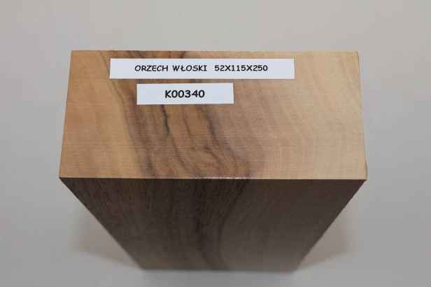 Orzech włoski Walnut drewno do toczenia kantówka wood for turning Timber