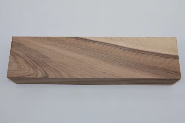 Orzech włoski Walnut drewno do toczenia kantówka wood for turning Timber