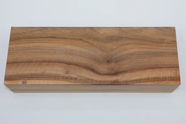 Orzech włoski Walnut drewno do toczenia kantówka wood for turning Timber