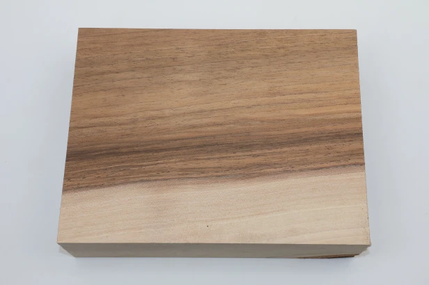 Orzech włoski Walnut drewno do toczenia kantówka wood for turning Timber